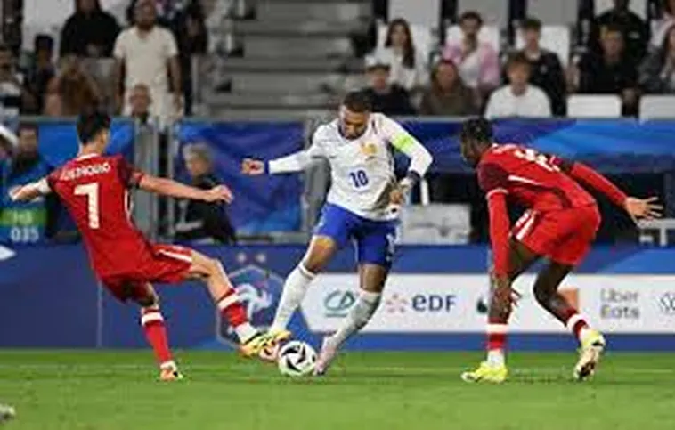 Bắt Đầu Và Bắt Đầu Lại Trận Đấu Bóng Đá Với Những Thủ Tục Chuẩn FIFA